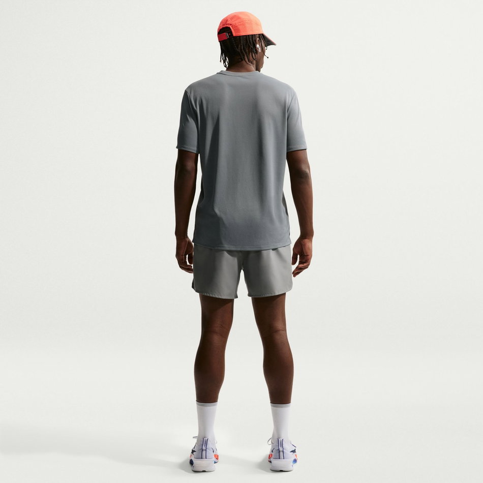 Dri-FIT UV Miler Ss Erkek Gri Tişört