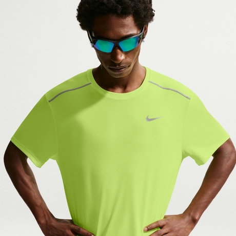 NIKE - Dri-FIT UV Miler Ss Erkek Sarı Tişört
