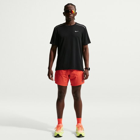 NIKE - Dri-FIT UV Miler Ss Erkek Siyah Tişört (1)