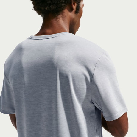 NIKE - Dri-FIT UV Miler Ss Erkek Tişört (1)