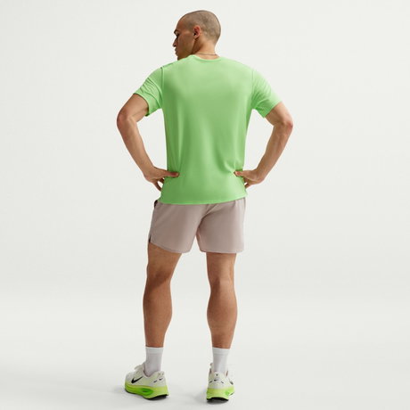 NIKE - Dri-FIT Uv Miler Ss Erkek Yeşil Tişört (1)