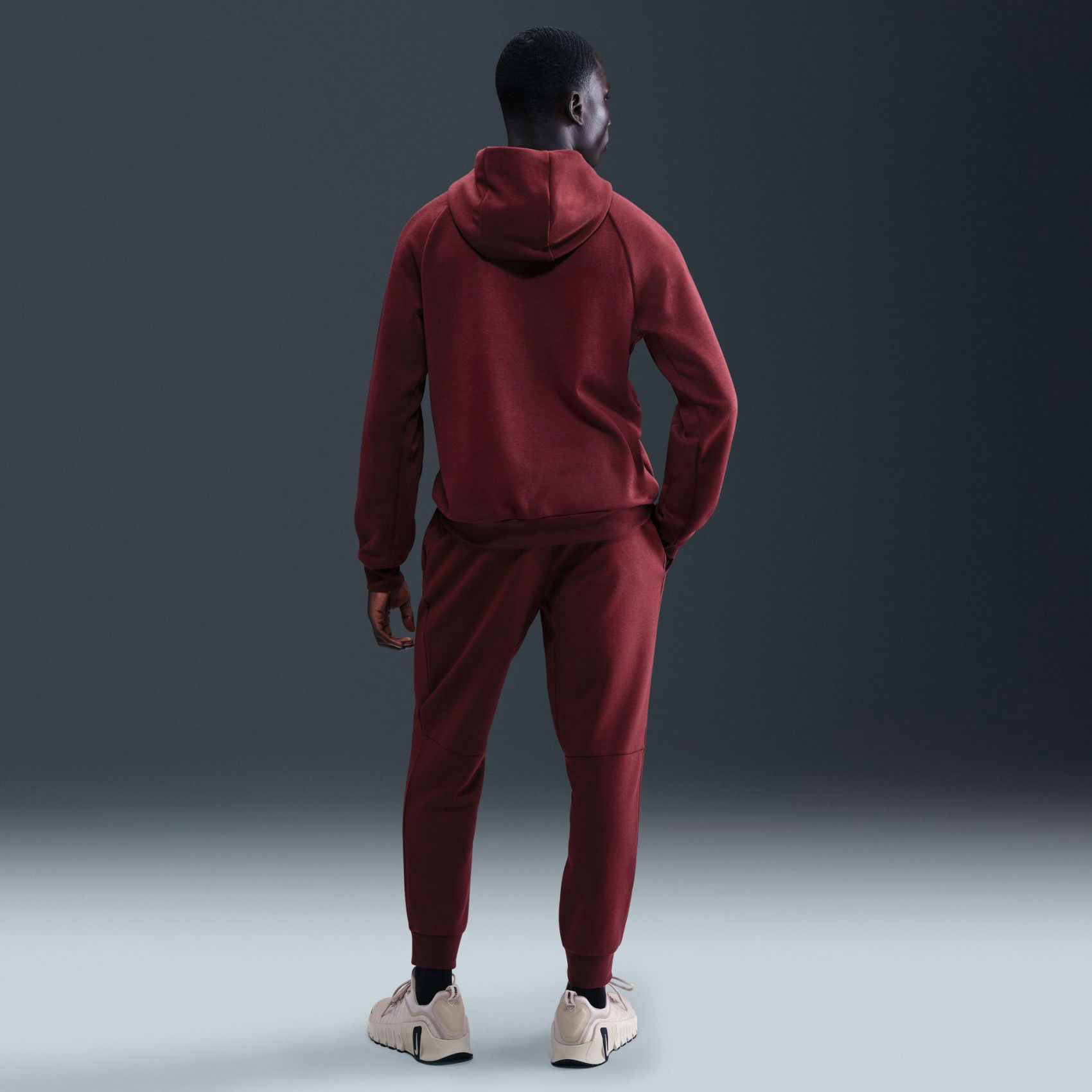 Nike Dri-FIT UV Primary Jogger Pant Erkek Bordo Eşofman Altı