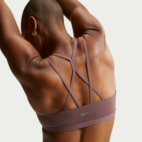 NIKE - Dri-FIT Zenvy Strappy Bra Pedli Kadın Sporcu Sütyeni (1)