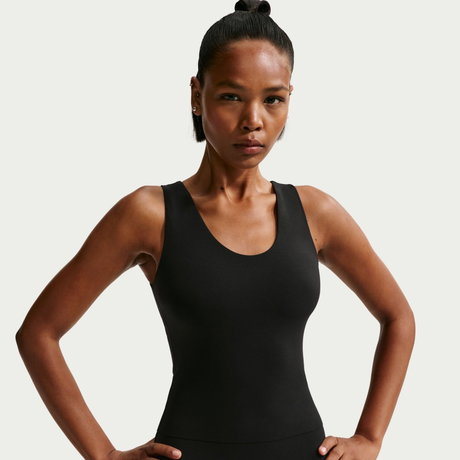 NIKE - Dri-FIT Zenvy Tank Kadın Siyah Atlet (1)
