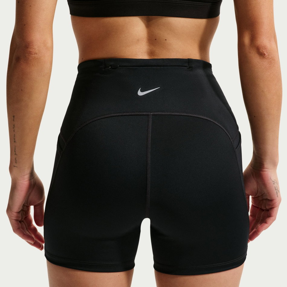 Dri-FIT High Rise 4In Short Kadın Siyah Şort
