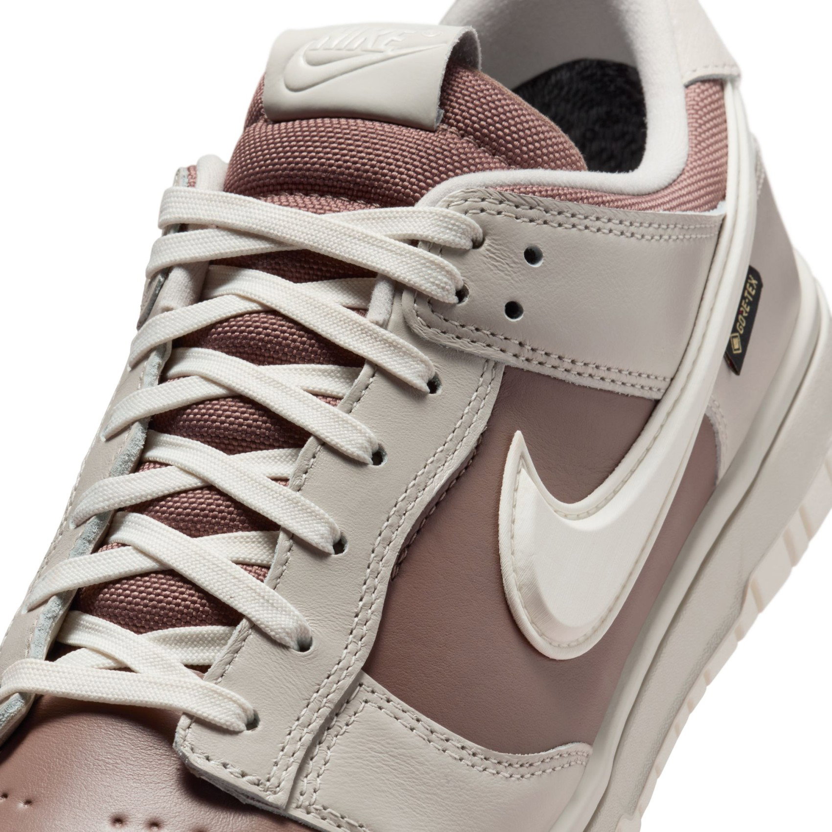 Nike Bej Nike Dunk Low