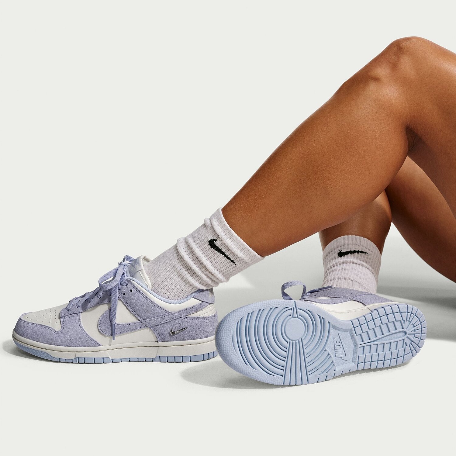Женские кроссовки Nike Dunk Low Lila Sneaker