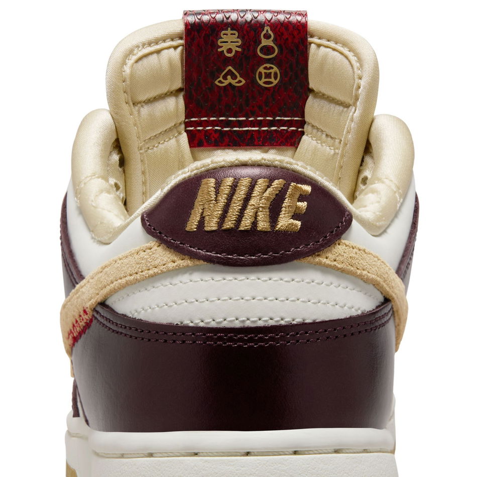 Dunk Low LX 'Year of the Snake' Sneaker Ayakkabı