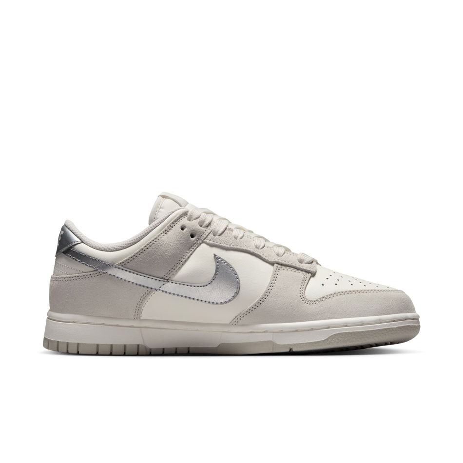 Dunk Low 'Silver Swoosh' Kadın Sneaker Ayakkabı