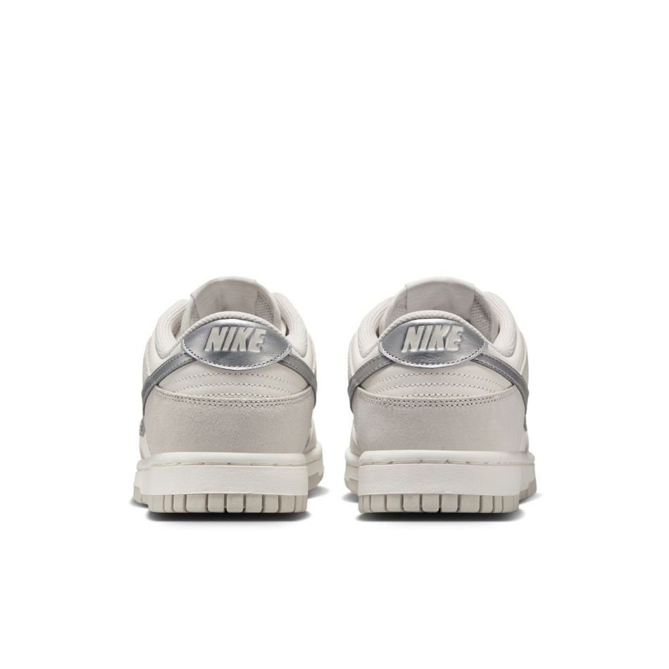 Dunk Low 'Silver Swoosh' Kadın Sneaker Ayakkabı