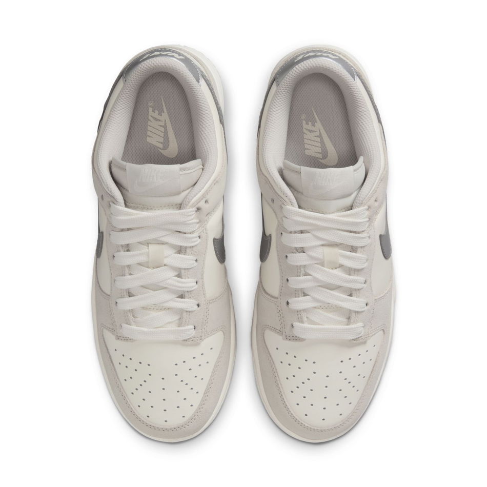 Dunk Low 'Silver Swoosh' Kadın Sneaker Ayakkabı