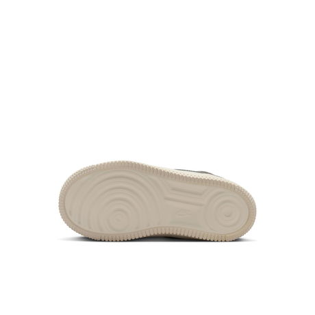 NIKE - Force 1 Low EasyOn LV8 1 Ps Çocuk Sneaker Ayakkabı (1)