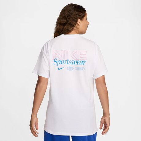 NIKE - Graphic Short Sleeve Erkek Beyaz Tişört (1)
