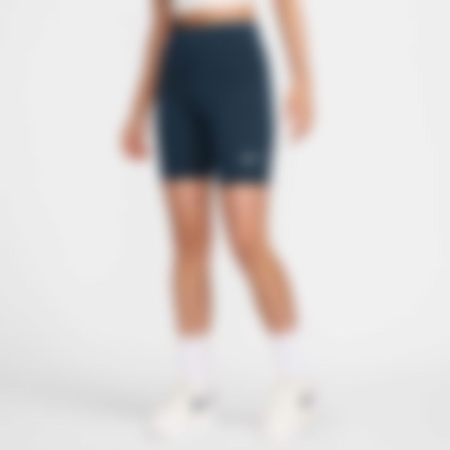 NIKE - High-Waisted 8In Short Kadın Şort (1)