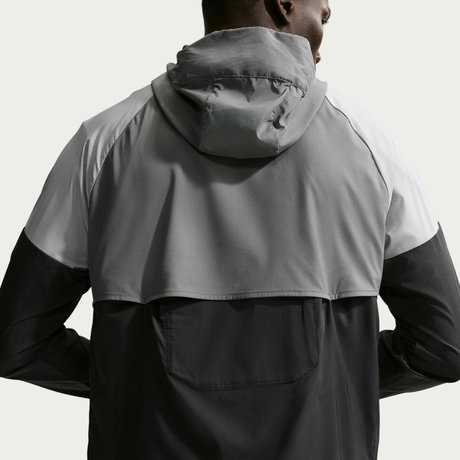 NIKE - Impossibly Light Windrunner Jacket Erkek Gri Ceket (1)