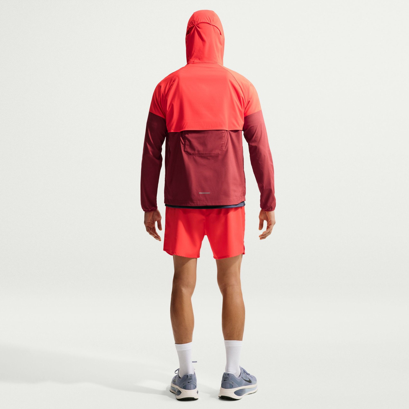 Nike Impossibly Light Windrunner Jacket Erkek Kırmızı Ceket HV6521-698