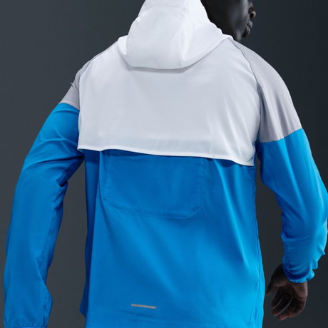 NIKE - Impossibly Light WR Jacket Erkek Ceket ve Yağmurluk (1)