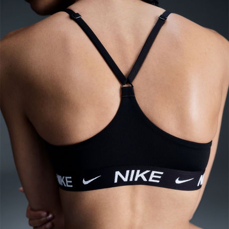 NIKE - Indy Dri-FIT Hafif Destekli Pedli Bra Kadın Siyah Sporcu Sütyeni (1)