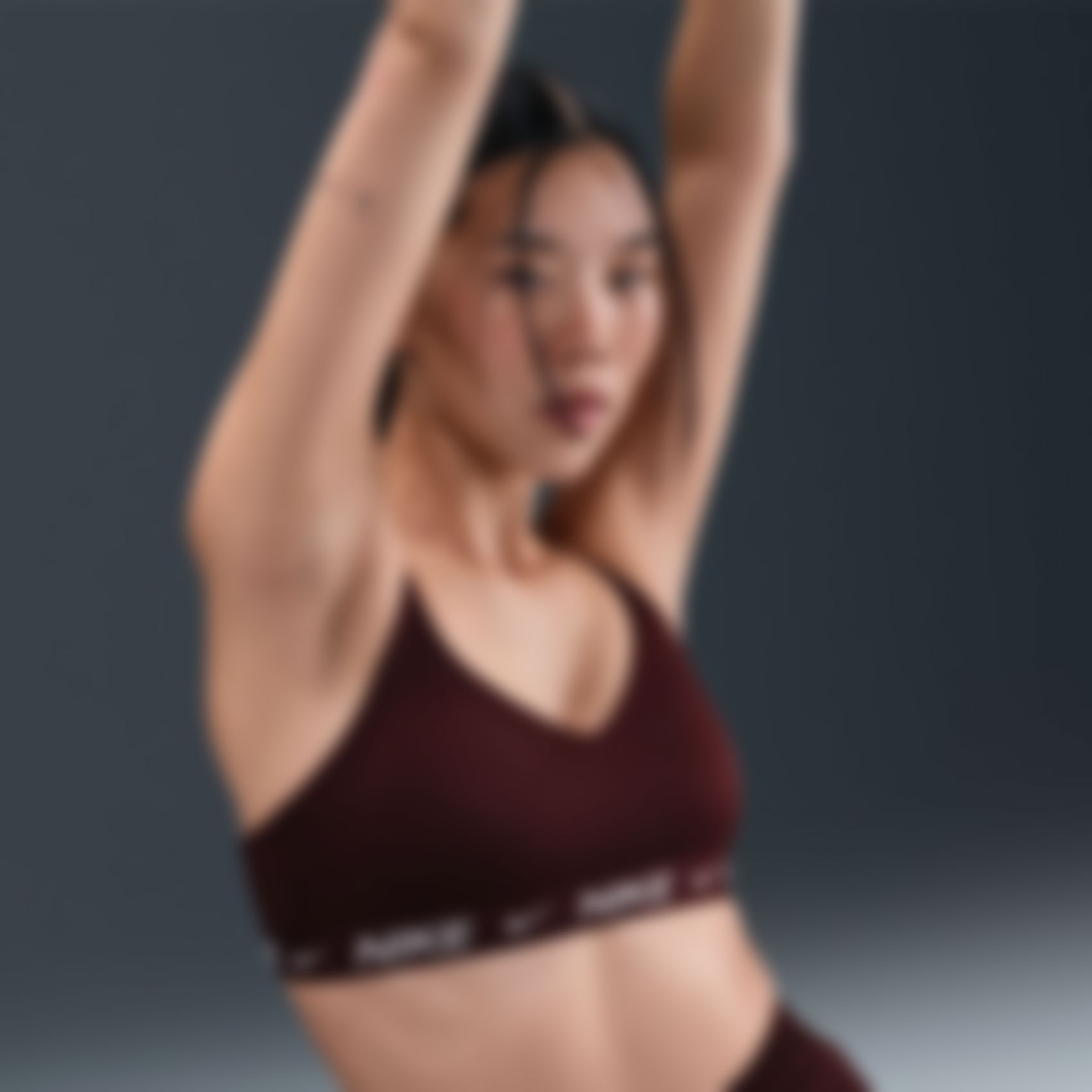 NIKE - Indy Dri-FIT Hafif Destekli Pedli Bra Kadın Sporcu Sütyeni