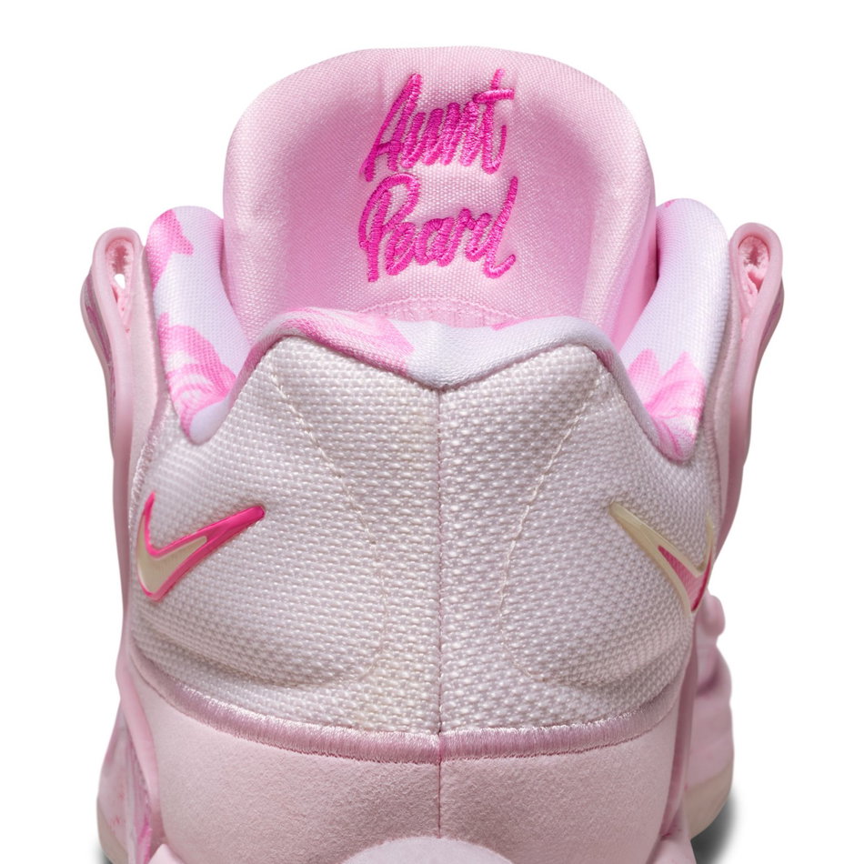 KD 18 'Aunt Pearl' Erkek Basketbol Ayakkabısı