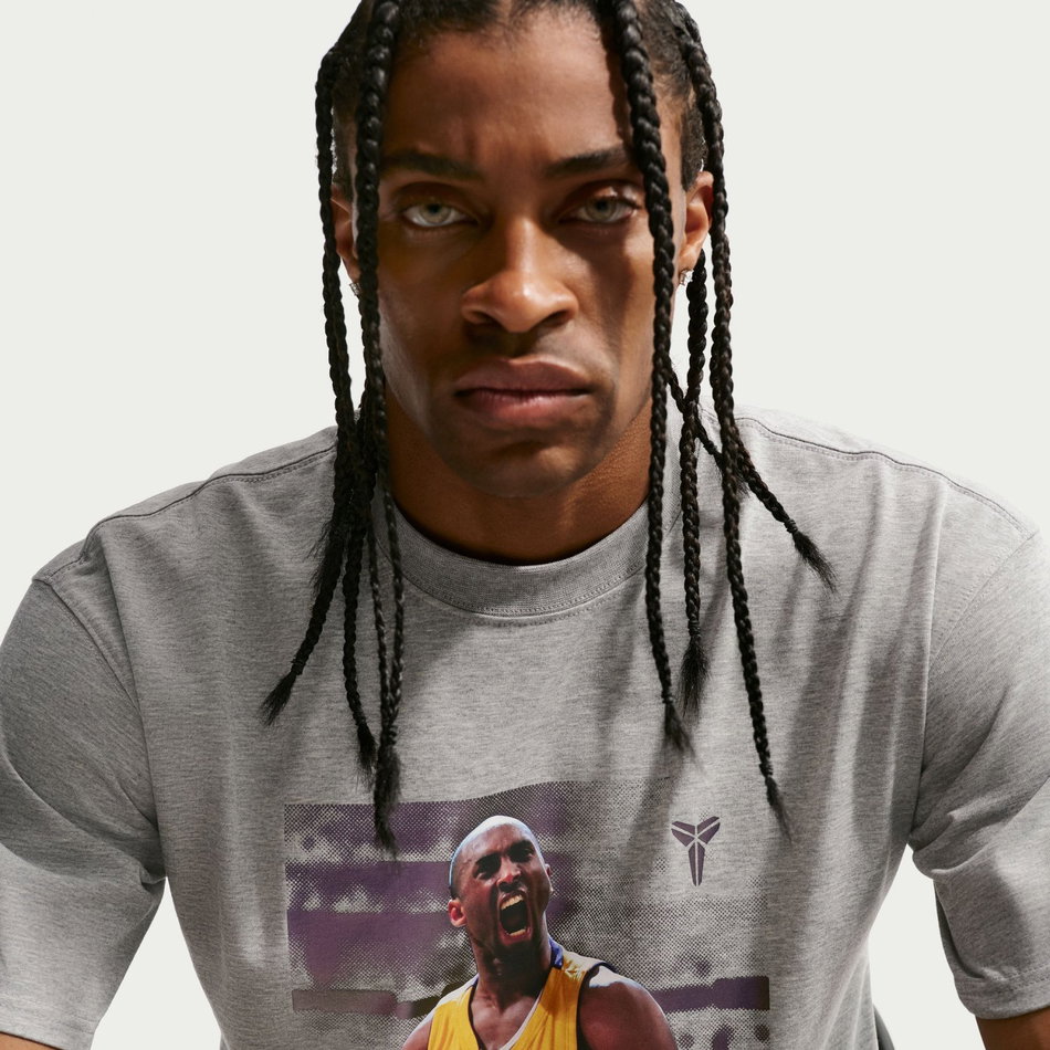 Kobe Dri-FIT Tee Max90 Ss Erkek Gri Tişört