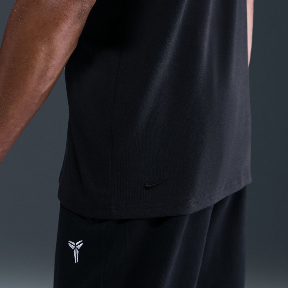 Kobe Dri-FIT Tee Max90 XXIV Erkek Siyah Tişört