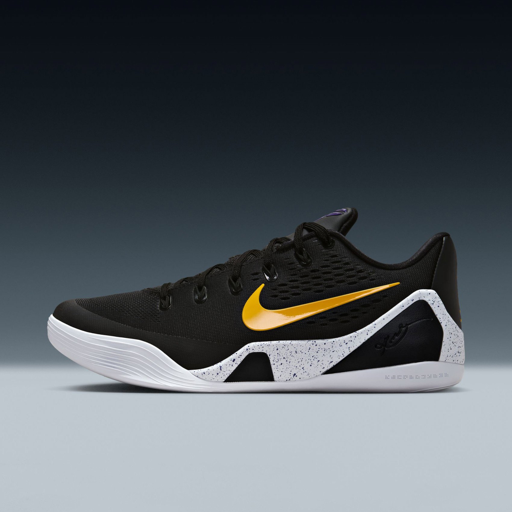 Nike Kobe IX Elite Low EM Protro Erkek Basketbol Ayakkabısı IH1401-002