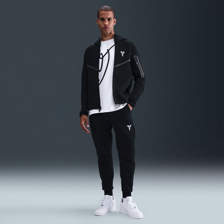 NIKE - Kobe Tech Fleece Jogger Erkek Siyah Eşofman Altı