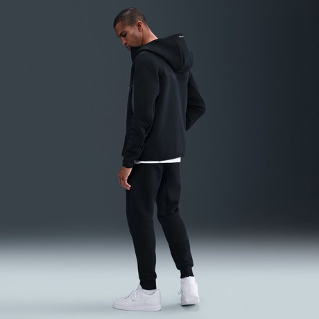 NIKE - Kobe Tech Fleece Jogger Erkek Siyah Eşofman Altı (1)