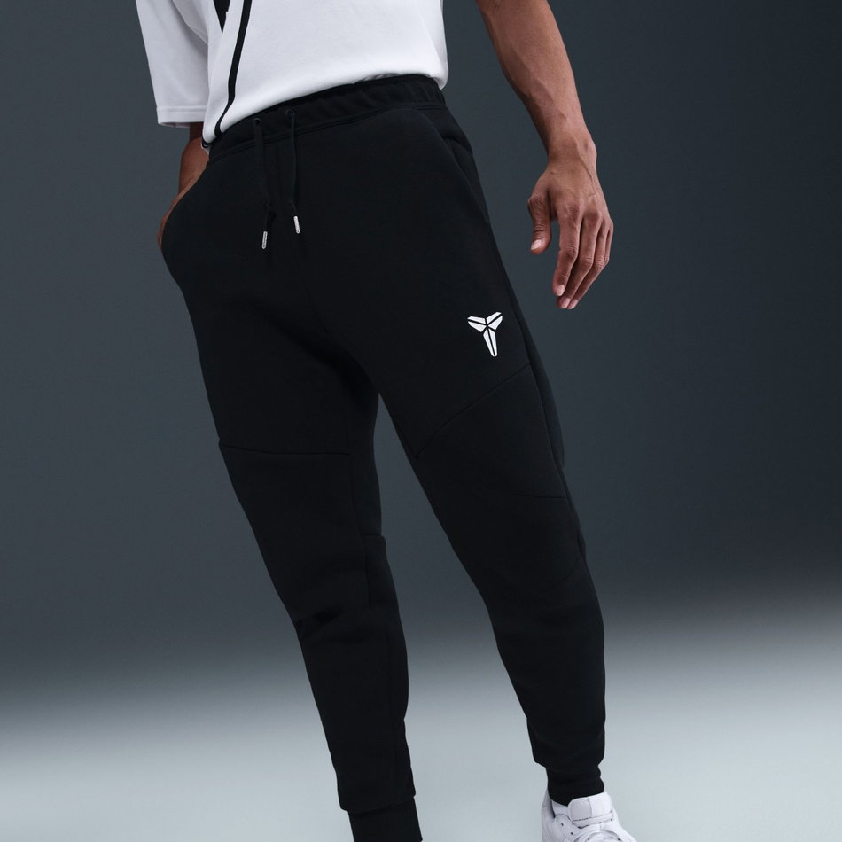 Kobe Tech Fleece Jogger Erkek Siyah Eşofman Altı