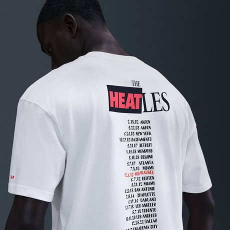 NIKE - LeBron 'Heat Wave' Max90 Tee Erkek Beyaz Tişört (1)