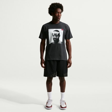 NIKE - LeBron 'Masked Menace' Tee Lse Erkek Tişört (1)