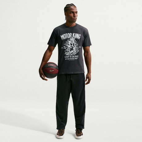 NIKE - LeBron 