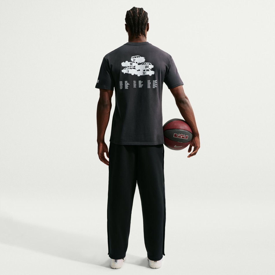 LeBron 