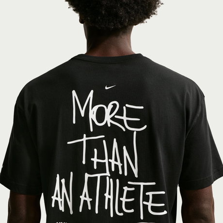 NIKE - LeBron 'Shut Up and Dribble' Tee Erkek Tişört (1)