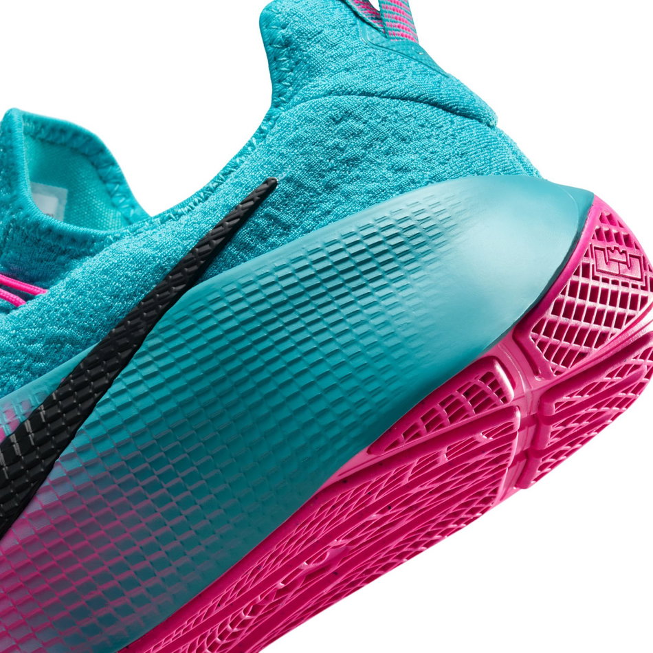 LeBron TR 1 'Pink Blast' Erkek Fitness Ayakkabısı