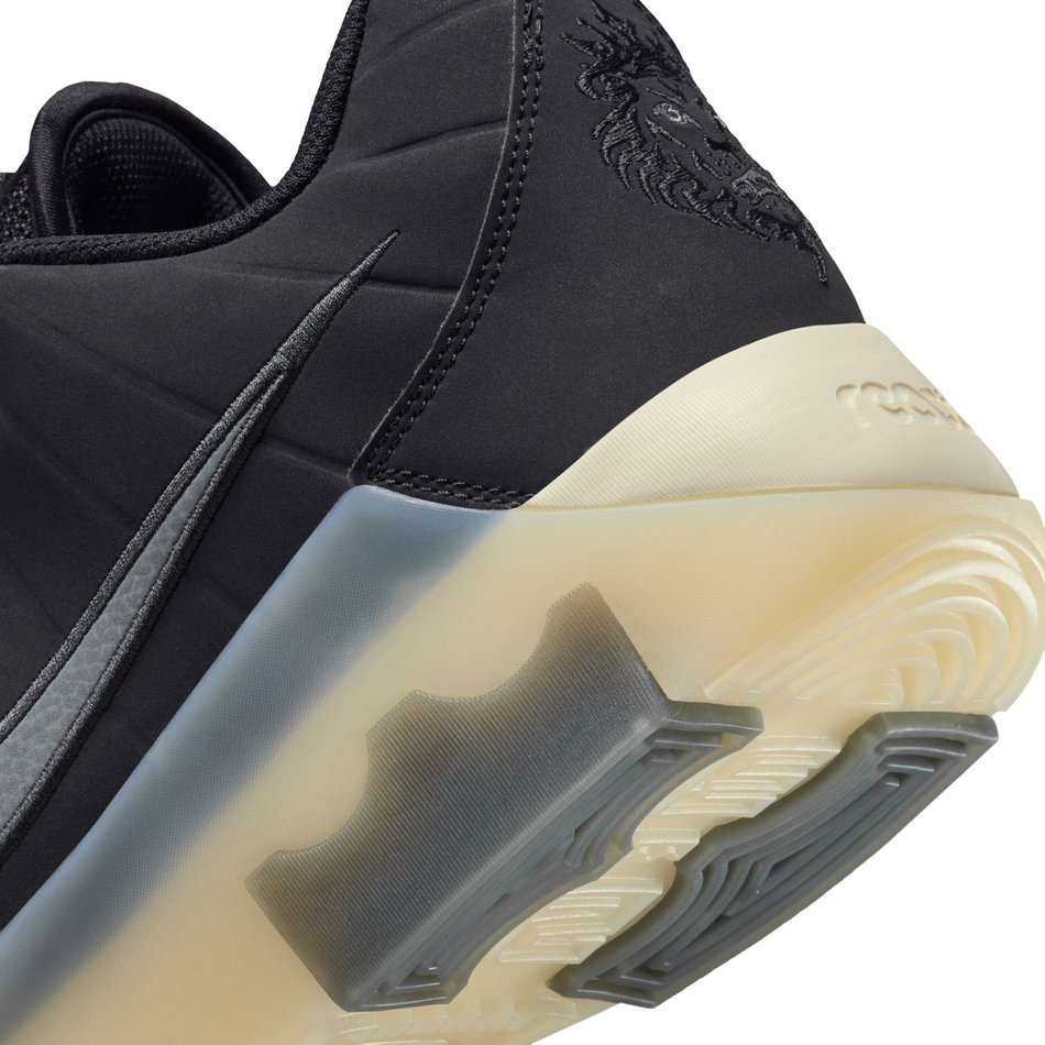 LeBron Witness 9 'Black Coconut Milk' Erkek Basketbol Ayakkabısı