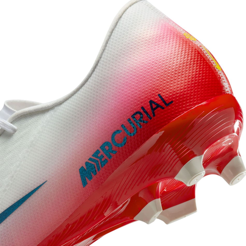 Mercurial Vapor 16 Academy LV8 Mg Erkek Krampon
