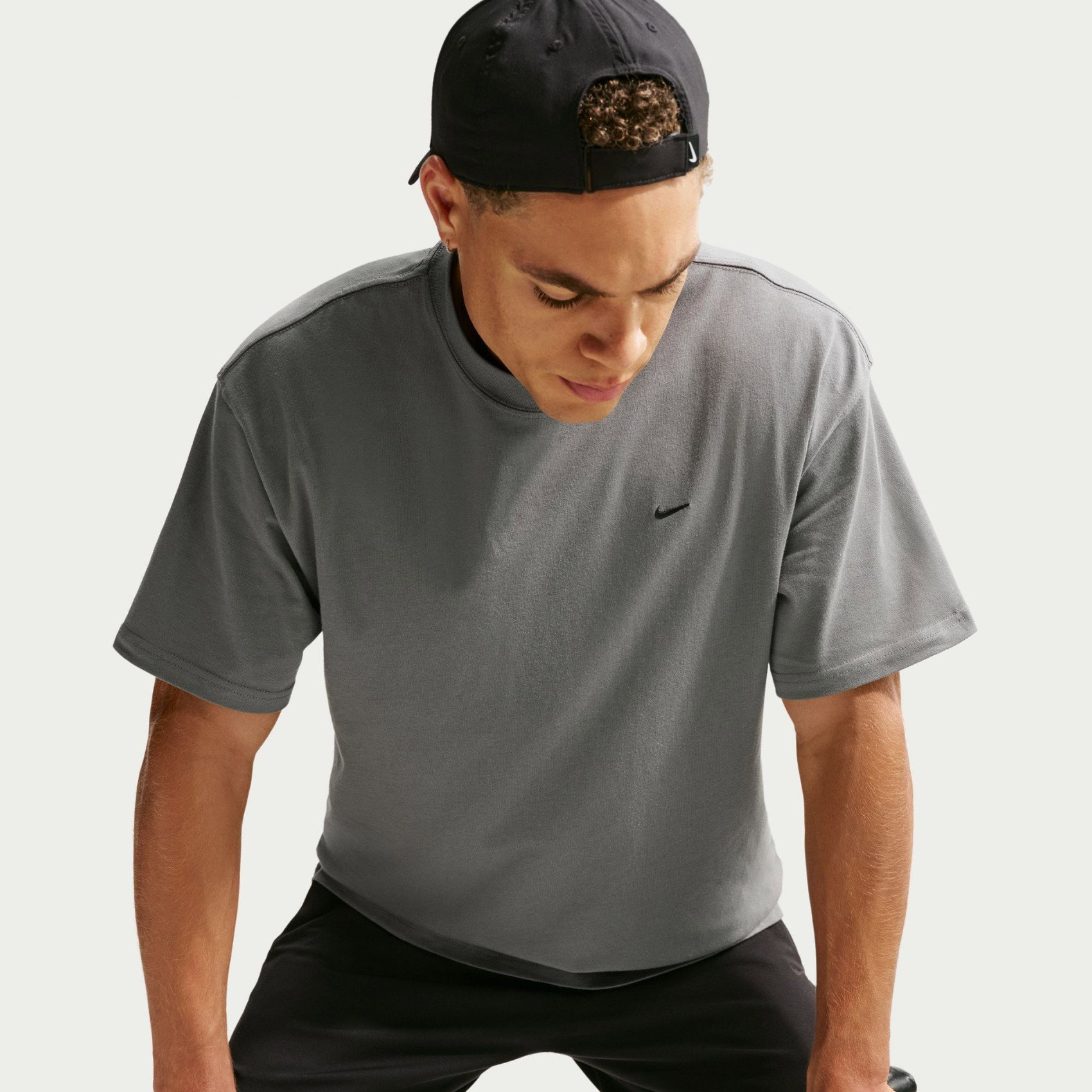 Nike Nike N.A.C. Tee Lse Patch Erkek Gri Tişört IH1959-085