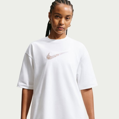NIKE - Naomi Osaka Luxe Os Tee Kadın Tişört