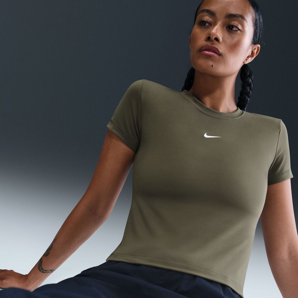 Nike Sportswear Crop Kadın Yeşil Tişört