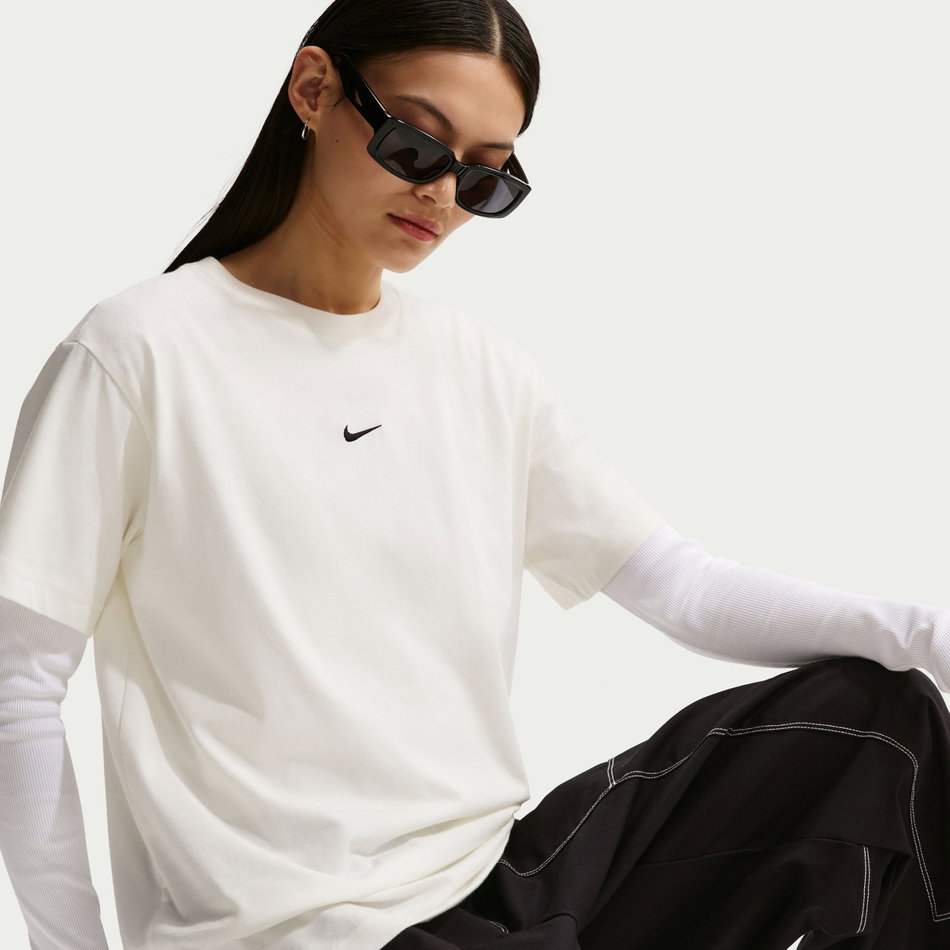 Nsw Classic Ss Tee Kadın Bej Tişört
