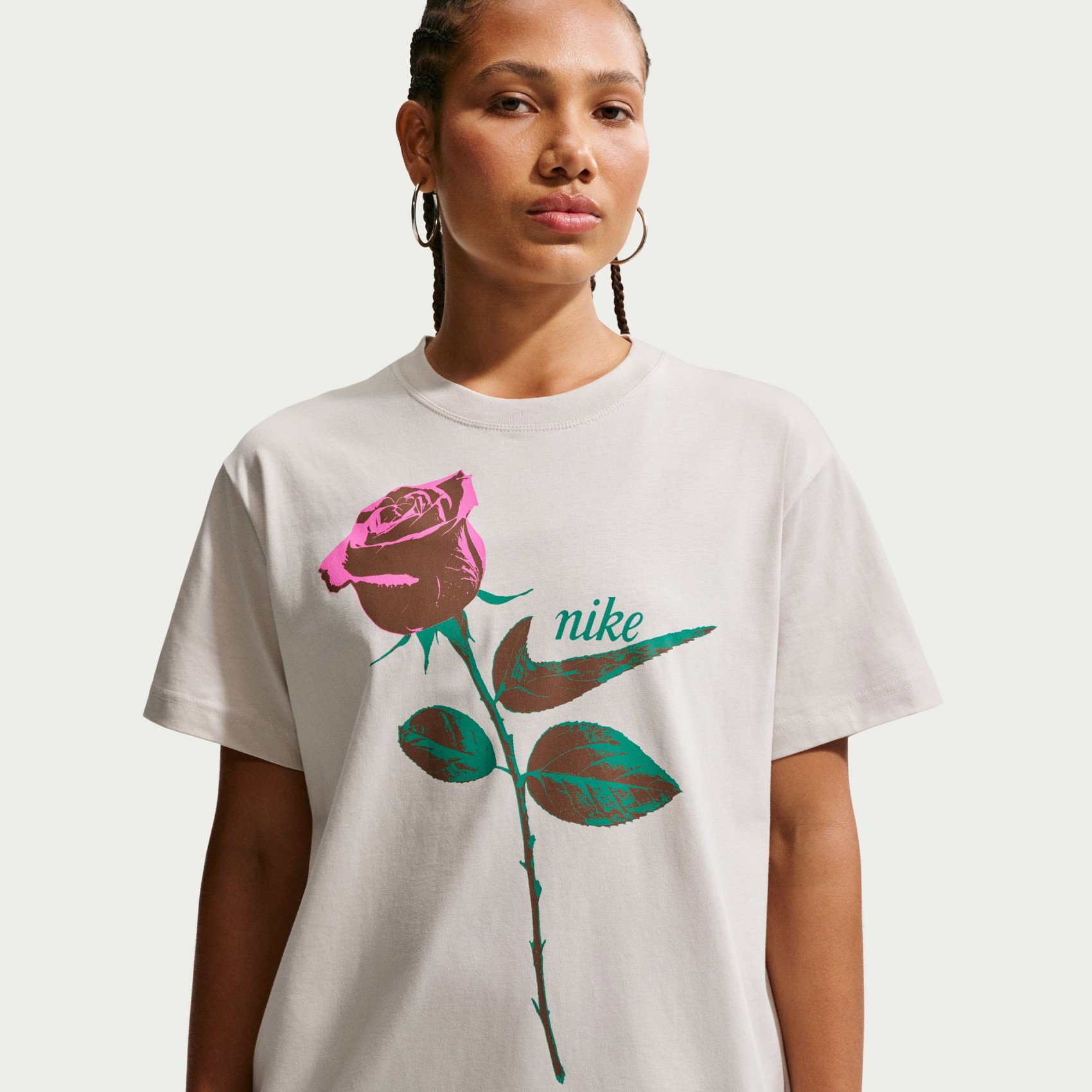 Nike Nsw Classic Ss Tee Kadın Bej Tişört IR7826-072