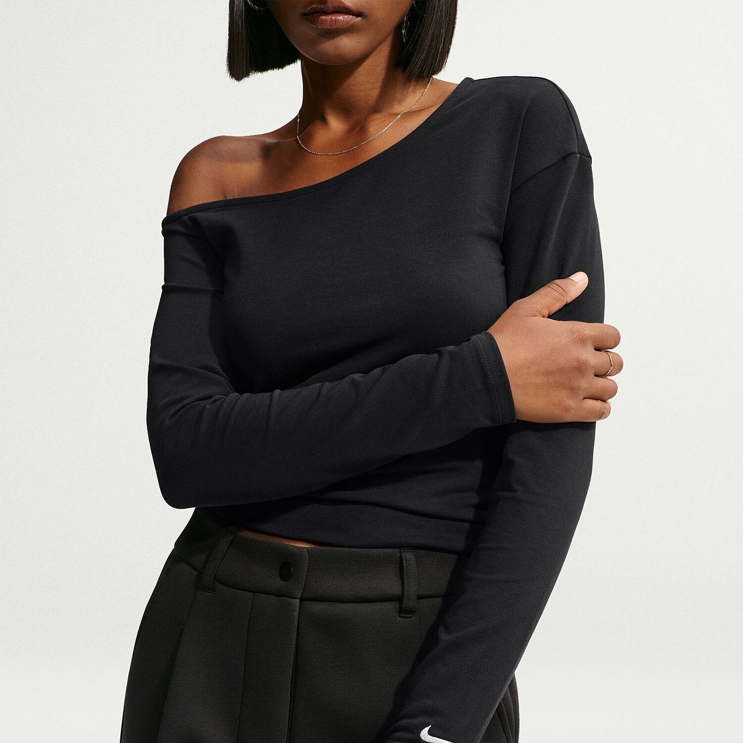 Женский свитшот Nike Nsw Fitted Off Shoulder Ls Top