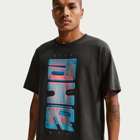 NIKE - Nsw Tee Airmax Day Erkek Tişört (1)