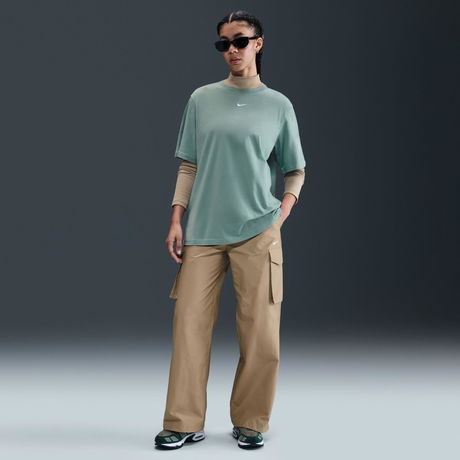 NIKE - NSW Tee Essentials Kadın Tişört