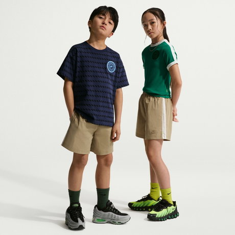 NIKE - Nsw Woven Short Çocuk Kahverengi Şort
