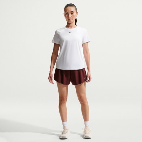 NIKE - One Classic Dri-FIT Ss Top Kadın Beyaz Tişört (1)