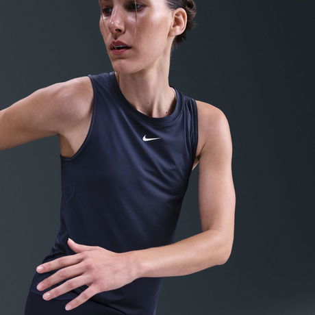 NIKE - One Classic Dri-FIT Tank Kadın Atlet (1)