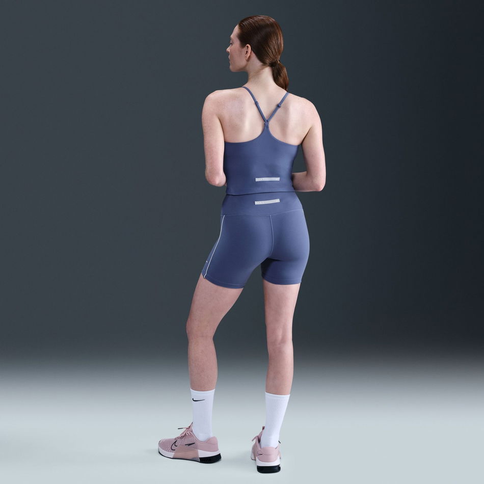 One Dri-FIT 5